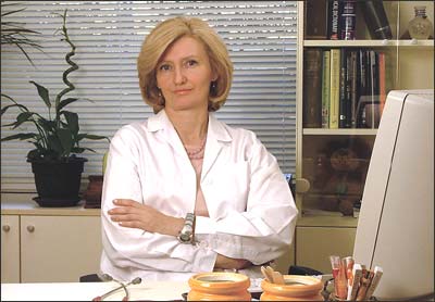 Prim. dr sci. med. Jasminka Komnenović, prim. dr