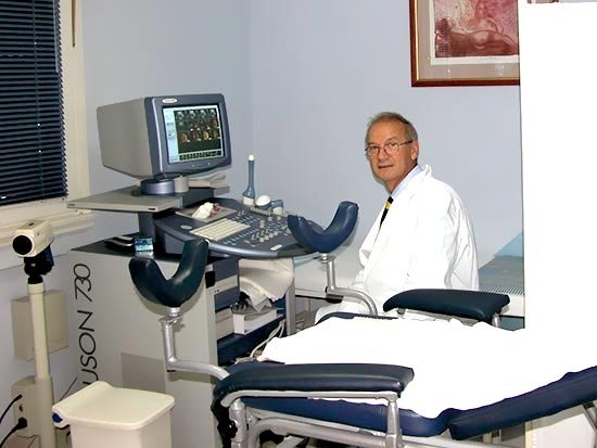 Dr Goran Todorović, Specijalista ginekologije i akušerstva