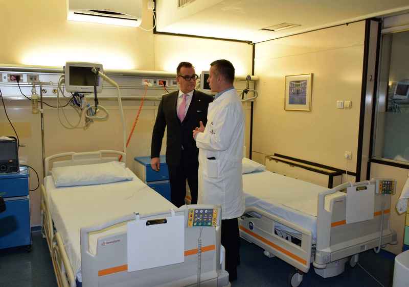 Urgentni centar KCS dobija 20 novih medicinskih kreveta