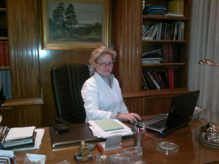 Prim. dr sci. med. Vesna Rakić - Specijalista plastične i rekonstruktivne hirurgije