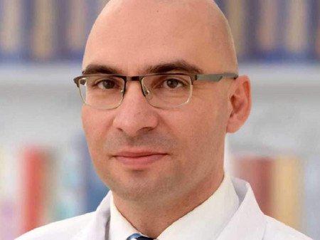 Dr sci. med. Slaviša Zagorac, Specijalista ortopedske hirurgije/spinalni hirurg