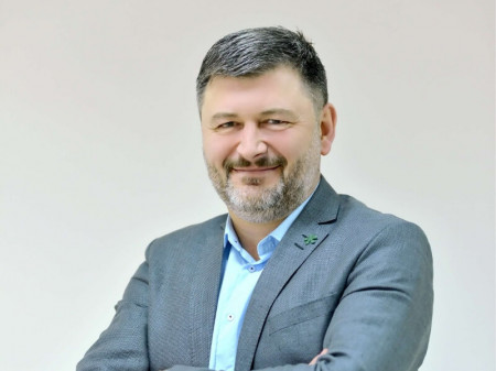 Mr sci. med. dr Vladimir Stojiljković - Specijalista plastične i rekonstruktivne hirurije