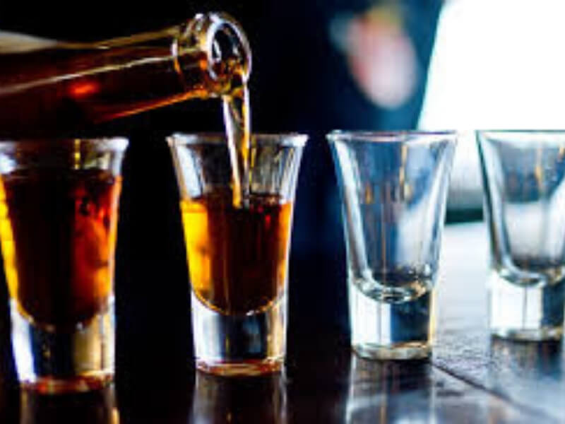 Alkoholni hepatitis Alkoholni hepatitis je toksično zapaljenjsko oboljenje jetre koje se može ispoljiti u akutnom i hroničnom kliničkom obliku.