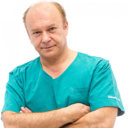 Mr sci. med. dr Aleksandar Dušanović, Specijalista opšte, plastične i rekonstruktivne hirurgije