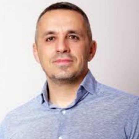 Spec. dr med. Dejan Miholčić, Specijalista plastične i rekonstruktivne hirurgije