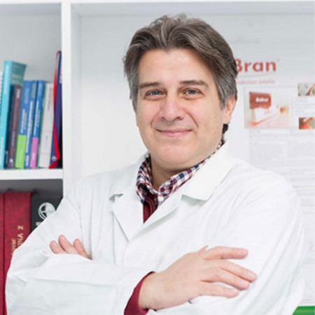 Spec. dr med. Milan Grujić, Specijalista pulmologije