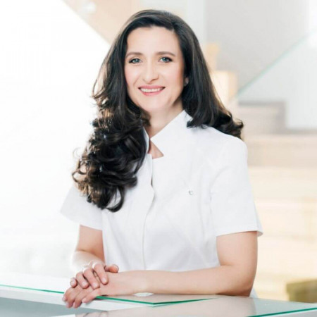 Dr mr sci. med. Brankica Tepavčević, Specijalista plastične, rekonstruktivne i estetske hirurgije