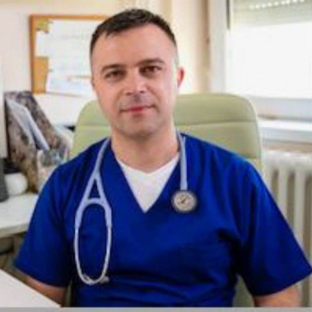 Ass. dr Igor Stefanović, Specijalista pedijatrije, kardiolog