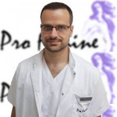 Dr Srđan Stanimirović, Specijalista ginekologije i akušerstva