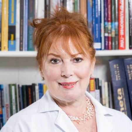 Prof. dr Nadežda Čovičković Šternić, Specijalista neurologije