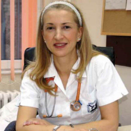 Mr sci. med. dr Ivana Božović Spasojević, Specijalista interne medicine, onkolog