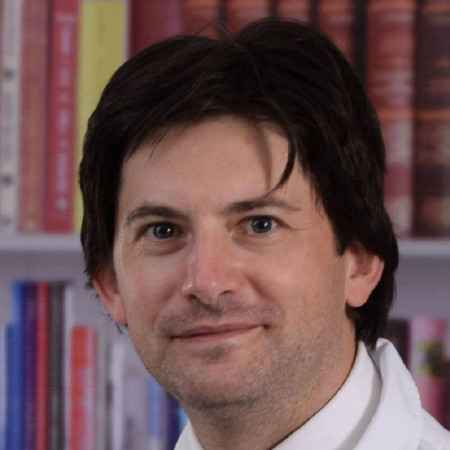 Spec. dr med. Igor Spurnić, Specijalista hirurgije