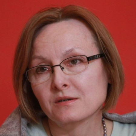 Prim. dr sci. med. Snežana Šušnjar, Specijalista onkologije
