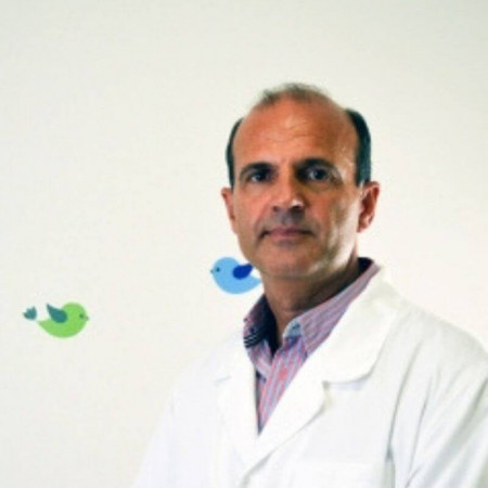 Dr mr sci. med. Zoran Vujnović, Specijalista pedijatrije, gastroenterolog