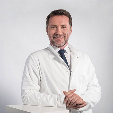 Prim. dr Dejan Ilinčić - Specijalista grudne i endokrine hirurgije