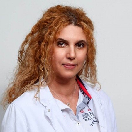Spec. dr med. Lena Martinović, Specijalista gastroenterologije