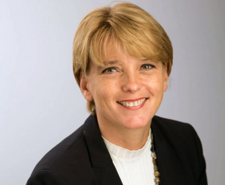 Dr Sonja Cerovac - Plastični hirurg