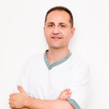 Doc. dr Dušan Škiljević - Specijalista dermatovenerologije