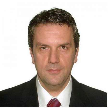 Prof. dr Ivan Jovanović, Specijalista interne medicine i gastroenterolog