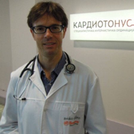 Dr Milosav Tomović, Specijalista interne medicine, kardiolog