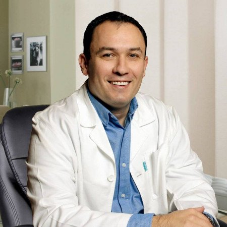 Dr Branko Vujković, Specijalista fizikalne medicine i rehabilitacije