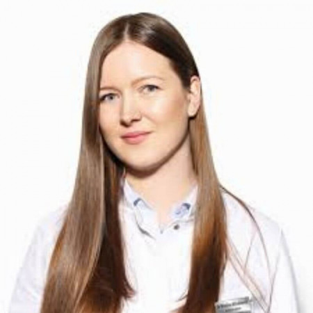 Dr Hristina Miladinović, Specijalizant dermatovenerologije