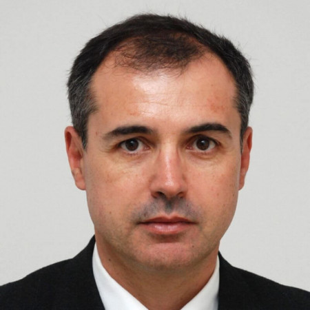 Prof. dr Dragan Stojanov - Specijalista radiologije, neuroradiolog