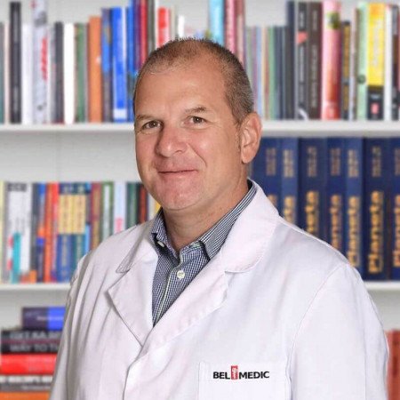 Prof. dr sci. med. Miodrag Aćimović, Specijalista urologije