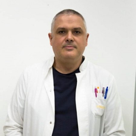 Dr Toplica Bojić, Specijalista opšte i endokrine hirurgije