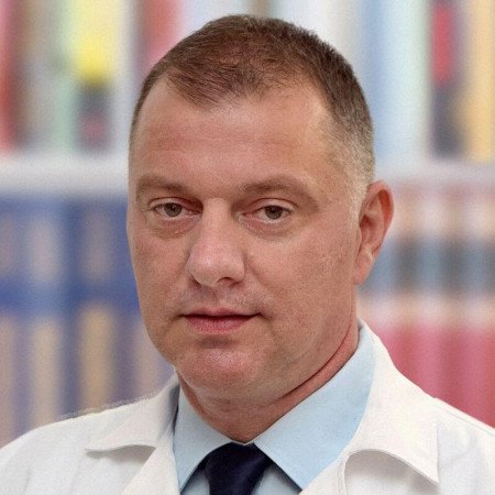 Dr Dario Stojanović, Specijalista radiologije