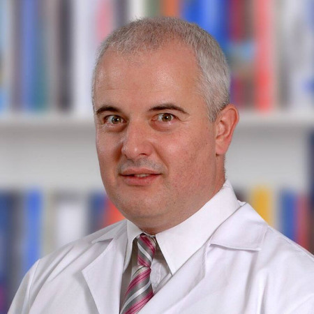 Dr Vasilj Žmiko - Lekar opšte prakse