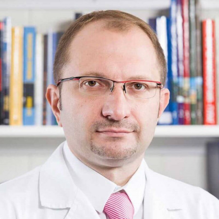 Dr mr sci. med. Nemanja Đenić, Specijalista interne medicine, kardiolog