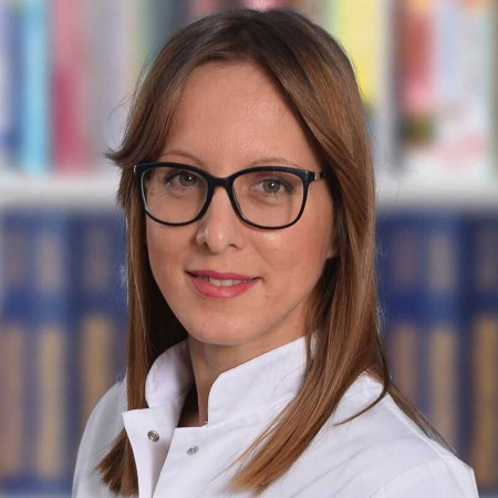 Dr Lidija Isović, Specijalista interne medicine