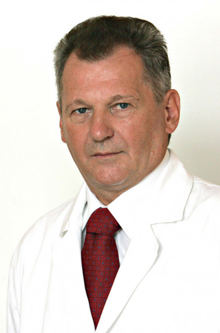 Dr Zdeslav Milinković, Specijalista ortopedske hirurgije