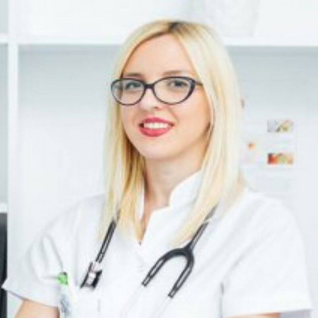 Dr Petrana Lazarević, Specijalizant interne medicine