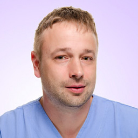 Dr Balazs Balyi, Klinički embriolog