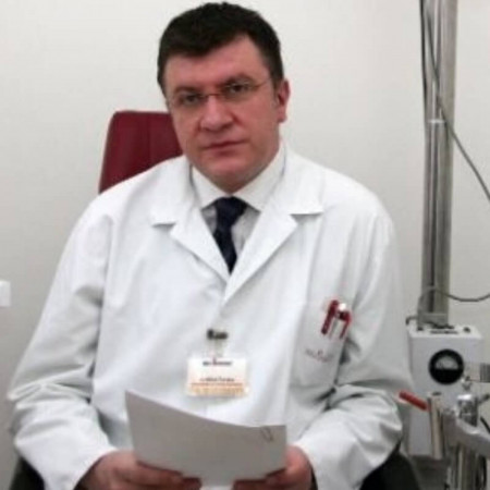 Dr Miloš Švraka - Specijalista otorinolaringologije (ORL)