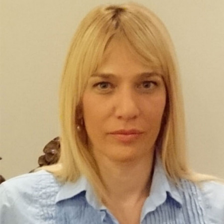 Spec. dr med. Nada Milić Zarić, Specijalista oftalmologije