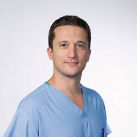 Dr Marko Majstorović, Specijalista dečje hirurgije