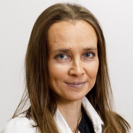 Spec. dr med. Milica Kozomara, Specijalista interne medicine, subspecijalista nefrologije