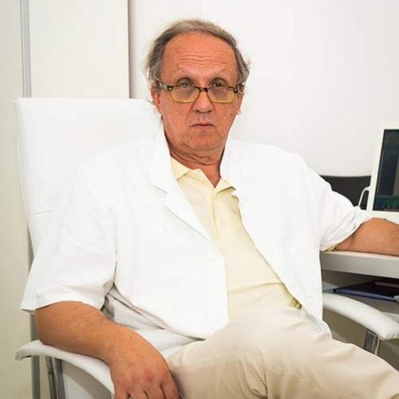 Prof. dr sci. med. Dragan Tavčiovski, Specijalista interne medicine, specijalista kardiologije