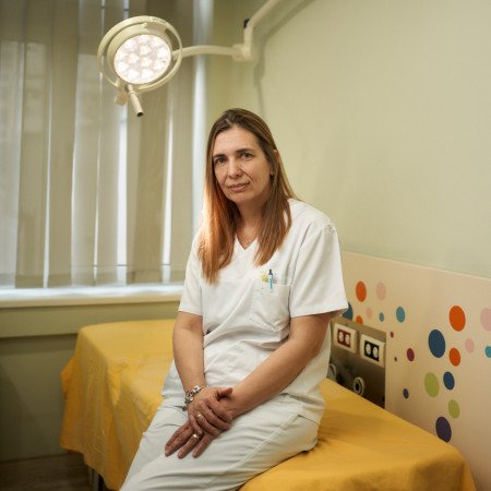 Dr sci. med. Mirjana Stojšić, Specijalista dečje gastroenterologije
