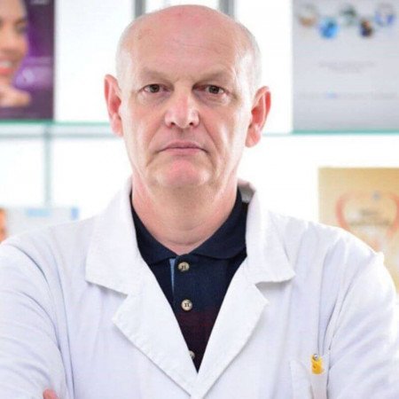 Prof. dr Nebojša Krstić, Specijalista dermatovenerologije
