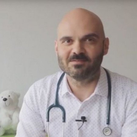 Dr Marko Petrović, Specijalista pedijatrije