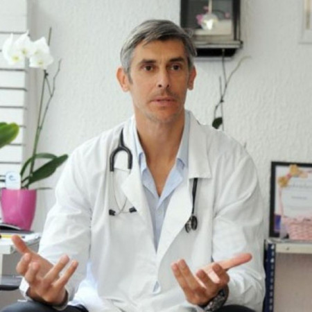 Spec. dr med. Nikola Roganović, Specijalista reumatologije