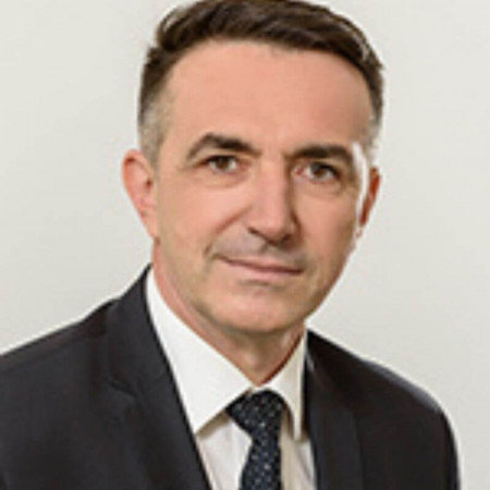 Prof. dr Mlađan Protić, Specijalista opšte hirurgije