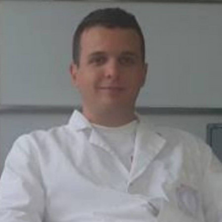 Dr Milan Šubic, Doktor medicine