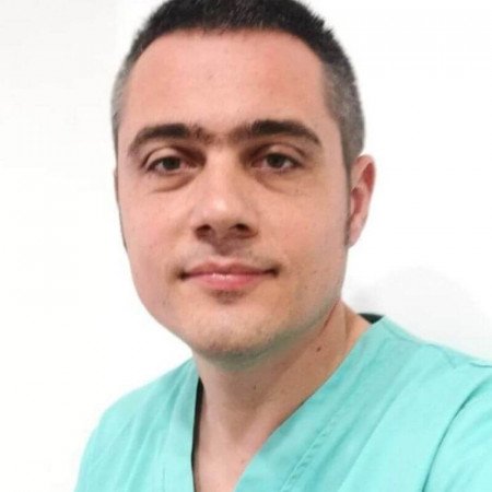 Spec. dr med. Miroslav Jeremić, Specijalista oftalmologije