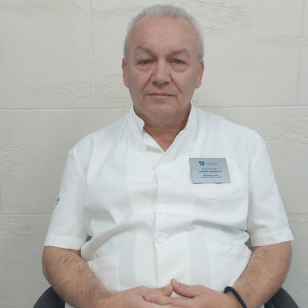 Prim. dr med Jordan Lazarević, Specijalista opšte hirurgije