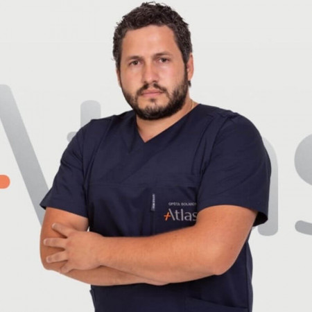 Dr Stefan Kmezić, Specijalista opšte hirurgije